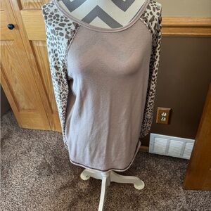 Casual Long Sleeve Top with Animal Print Accents